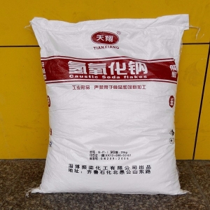 片堿（氫氧化鈉/NaOH）——火堿，苛性